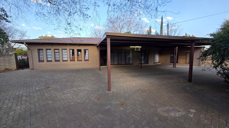 3 Bedroom Property for Sale in Wilgehof Free State